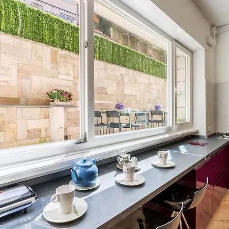 Enjoy Your - Vatican Apartmán